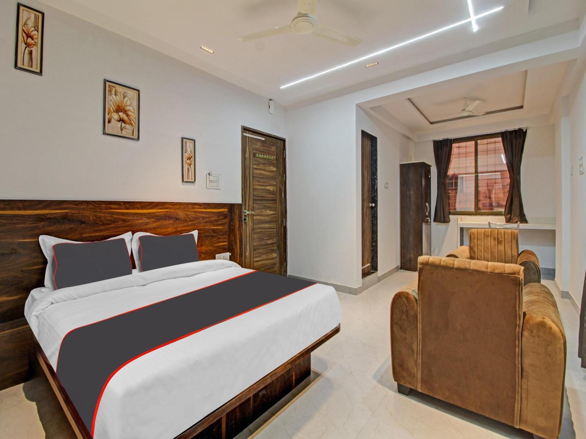 Hotel Collection O Crystal Pimpri-Chinchwad Exterior foto